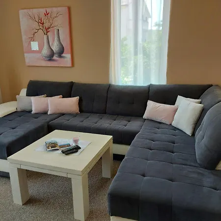Apartman Larisa Appartamento Kampor