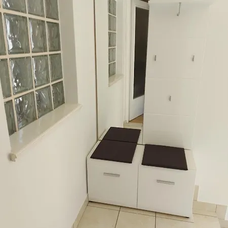 Appartamento Apartman Larisa *